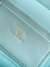 Load image into Gallery viewer, Trendy Vanity