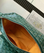 Load image into Gallery viewer, Toiletry Bag