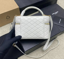 Load image into Gallery viewer, Mini Gabby