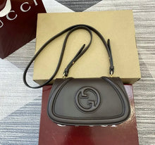 Load image into Gallery viewer, Blondie