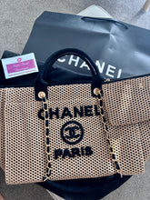 Load image into Gallery viewer, Deauville Tote