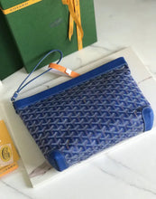 Load image into Gallery viewer, Conti Pouch