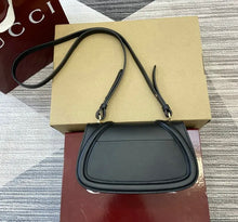 Load image into Gallery viewer, Blondie