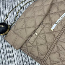 Load image into Gallery viewer, The Cube Jacket