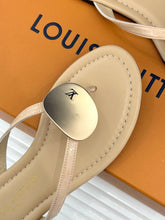 Load image into Gallery viewer, Treasure Sandals