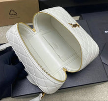 Load image into Gallery viewer, Mini Gabby