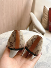 Load image into Gallery viewer, GG Pumps