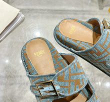 Load image into Gallery viewer, Feel Sandals