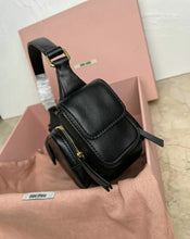 Load image into Gallery viewer, Multi Pocket Bag