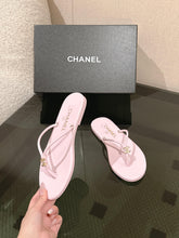 Load image into Gallery viewer, CC Sandals