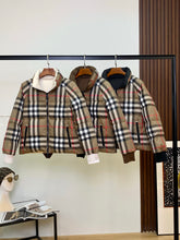 Load image into Gallery viewer, Reversible Jacket