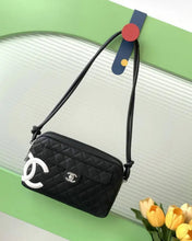 Load image into Gallery viewer, Lambskin Shoulder Bag