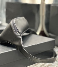 Load image into Gallery viewer, Cassandra Belt Bag