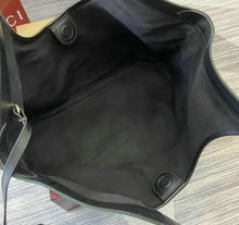 Load image into Gallery viewer, Giglio