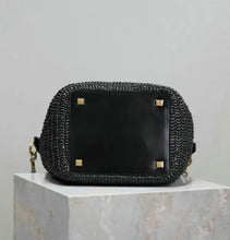 Load image into Gallery viewer, 37 Raffia