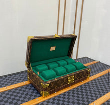 Load image into Gallery viewer, 8 Watch Case