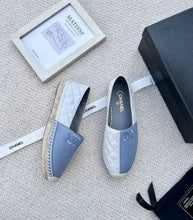Load image into Gallery viewer, CC Espadrilles