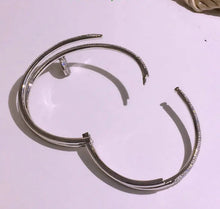 Load image into Gallery viewer, Juste Un Clou Double Bangle