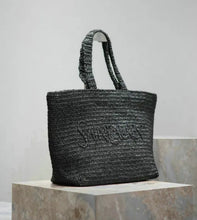 Load image into Gallery viewer, Raffia Tote