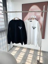 Load image into Gallery viewer, Logo Jumper