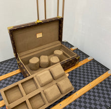 Load image into Gallery viewer, 8 Watch Case