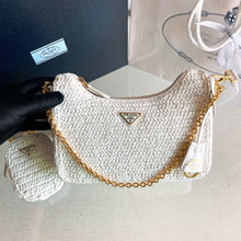 Load image into Gallery viewer, Re Edition Pochette
