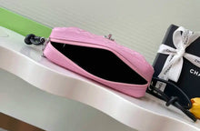 Load image into Gallery viewer, Lambskin Shoulder Bag