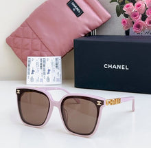 Load image into Gallery viewer, Logo Sunglasses