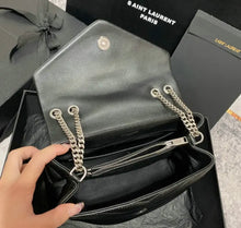 Load image into Gallery viewer, Loulou Small