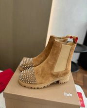 Load image into Gallery viewer, Chelsea Boots