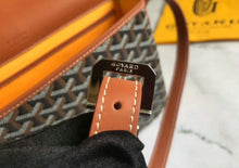 Load image into Gallery viewer, Belvedere MM