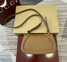 Load image into Gallery viewer, Blondie