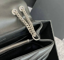 Load image into Gallery viewer, Loulou Small