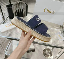 Load image into Gallery viewer, Woody Mules