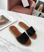 Load image into Gallery viewer, Leather Sandals