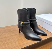 Load image into Gallery viewer, Triomphe Harness Boots
