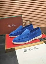 Load image into Gallery viewer, Suede Loafers