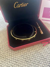 Load image into Gallery viewer, Love Bracelet