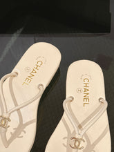 Load image into Gallery viewer, CC Sandals