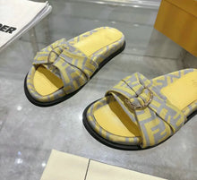 Load image into Gallery viewer, Feel Sandals