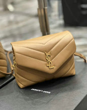 Load image into Gallery viewer, Loulou Toy