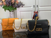 Load image into Gallery viewer, Dauphine Soft