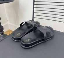 Load image into Gallery viewer, Triomphe Sandals