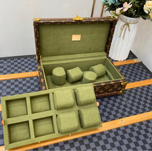 Load image into Gallery viewer, 8 Watch Case