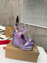 Load image into Gallery viewer, Stud Wedges