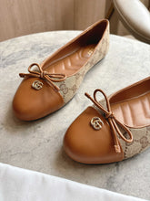 Load image into Gallery viewer, GG Pumps