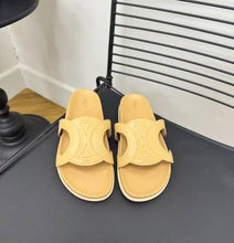 Load image into Gallery viewer, Triomphe Sandals