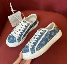 Load image into Gallery viewer, Logo Trainers