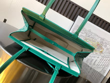 Load image into Gallery viewer, Bellechasse