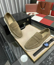 Load image into Gallery viewer, Suede Loafers